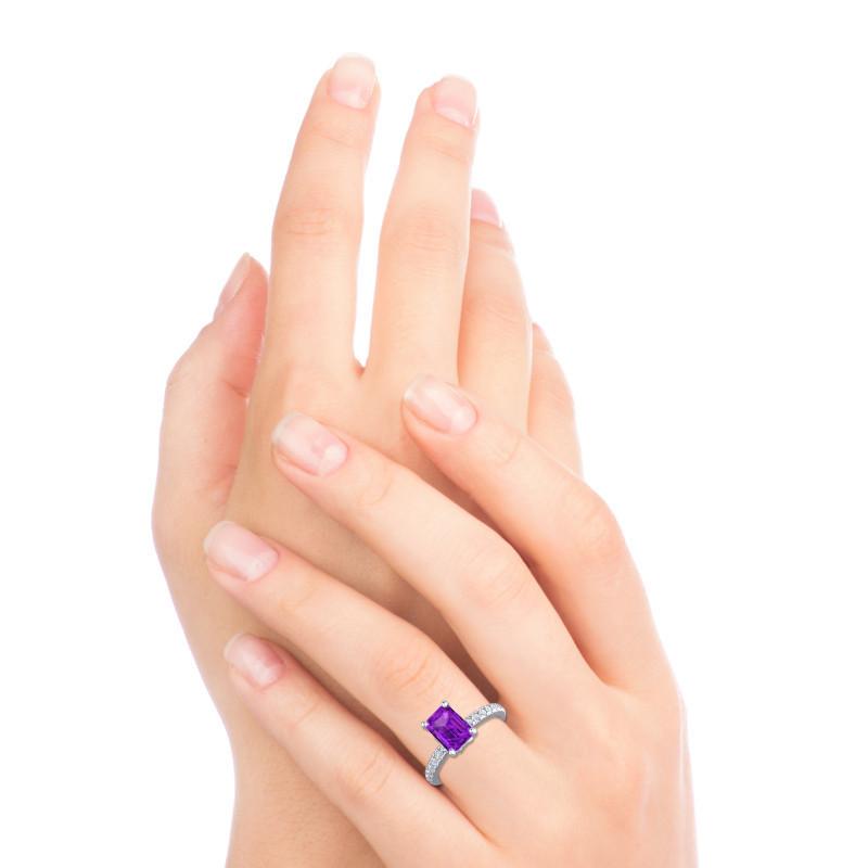 4 Claw Prong Classic Emerald Cut Trellis Diamond Pave Samicina Ring